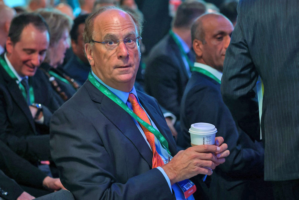 El CEO de BlackRock advierte sobre la futura crisis de jubilación y de la Seguridad Social