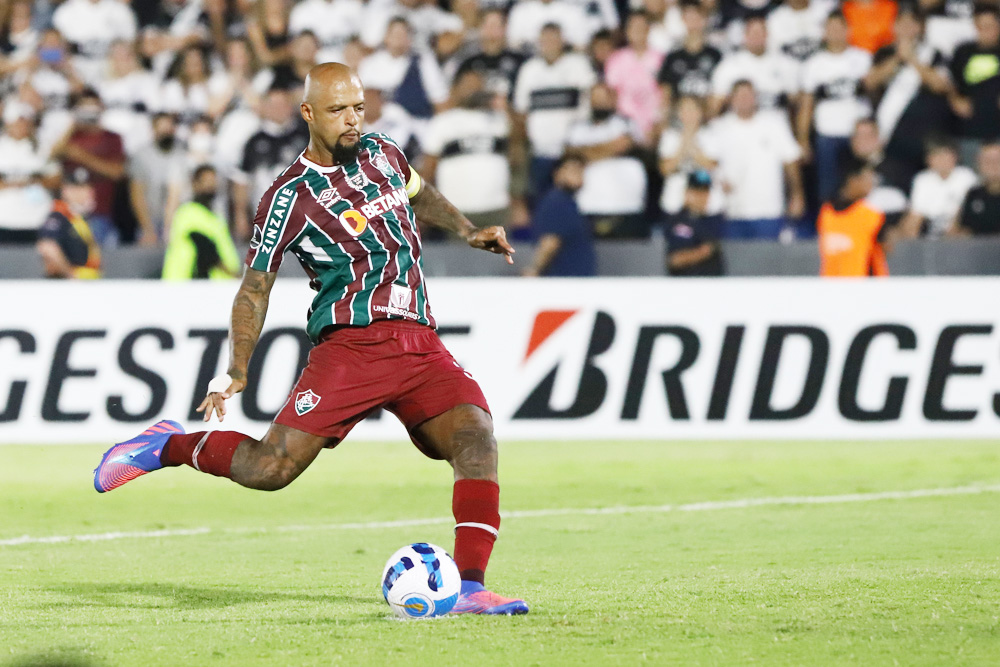Fluminense, con cuatro bajas, por un triunfo que lo acerque a octavos ante Cerro Porteño