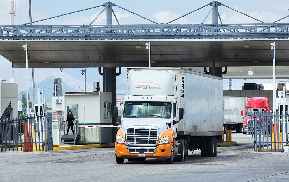 México tuvo en marzo un superávit comercial de 2.098 millones de dólares