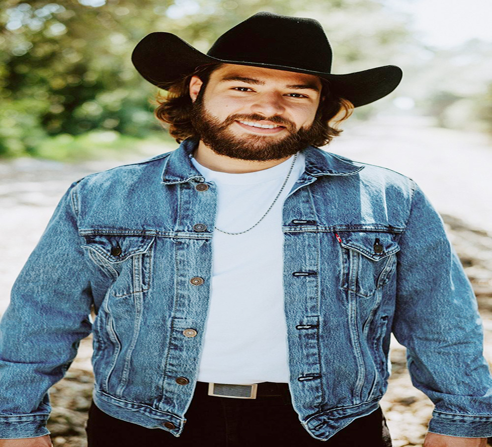 ORLANDO MENDEZ tomará el escenario del Miami-Dade Countryfest