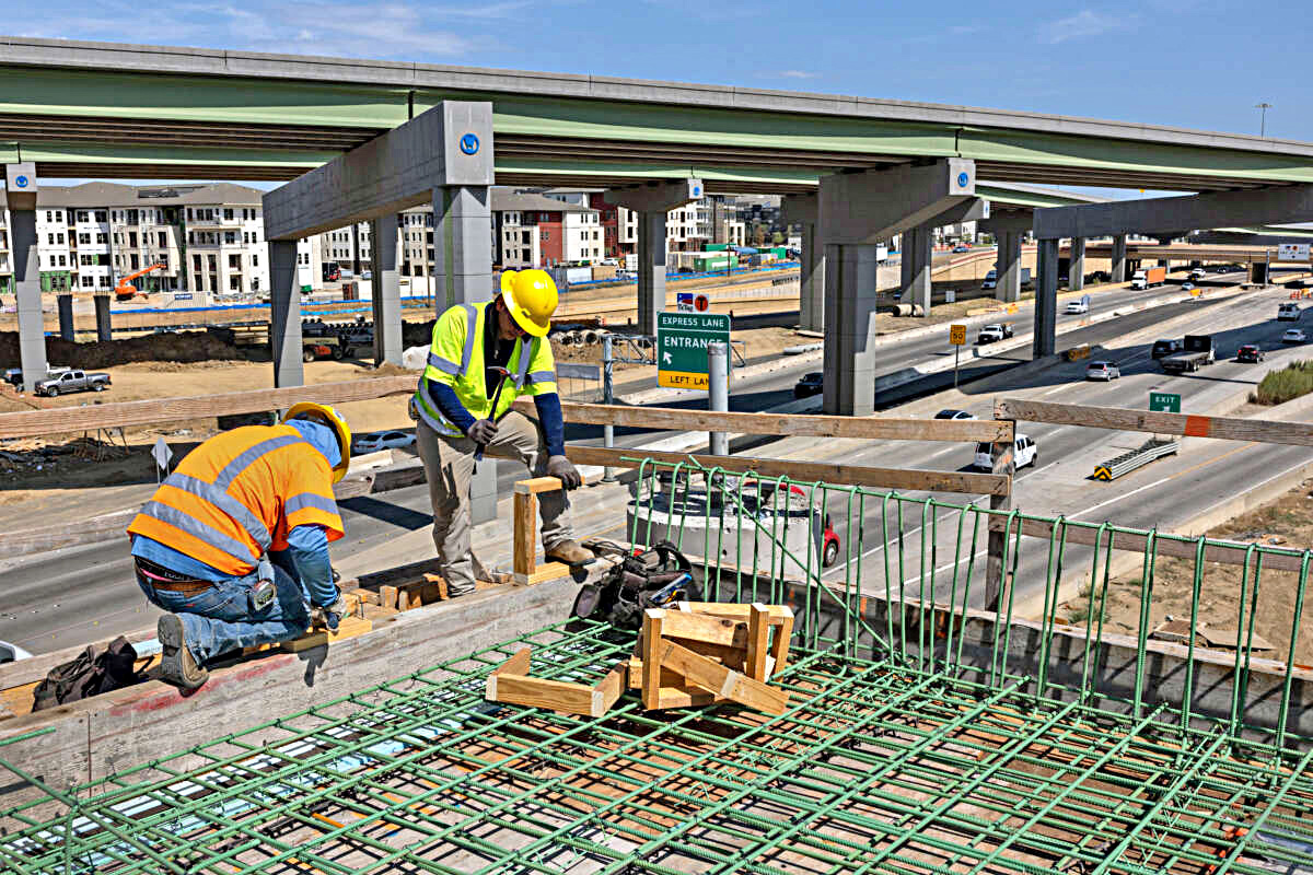 Acelerada creación de empleos