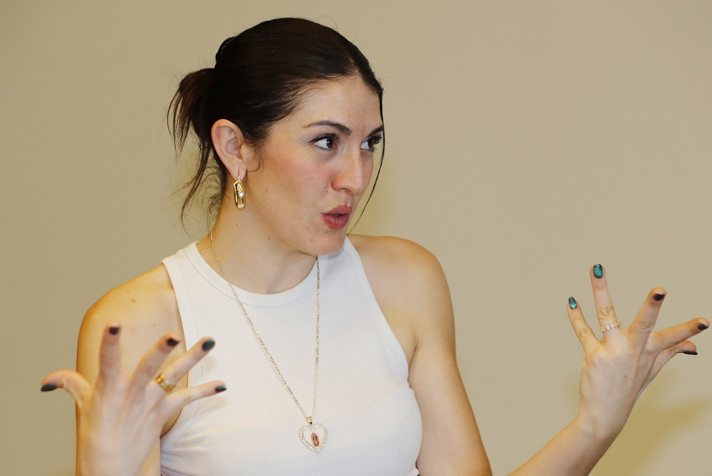 La catalana Queralt Lahoz reivindica en México la “artesanía” de la música