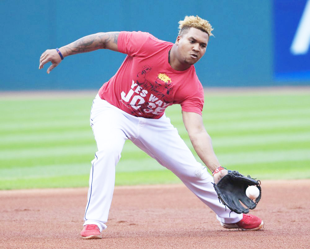 El dominicano Ramírez dispara un ‘grand slam’ para comandar el triunfo de los Guardianes en la MLB