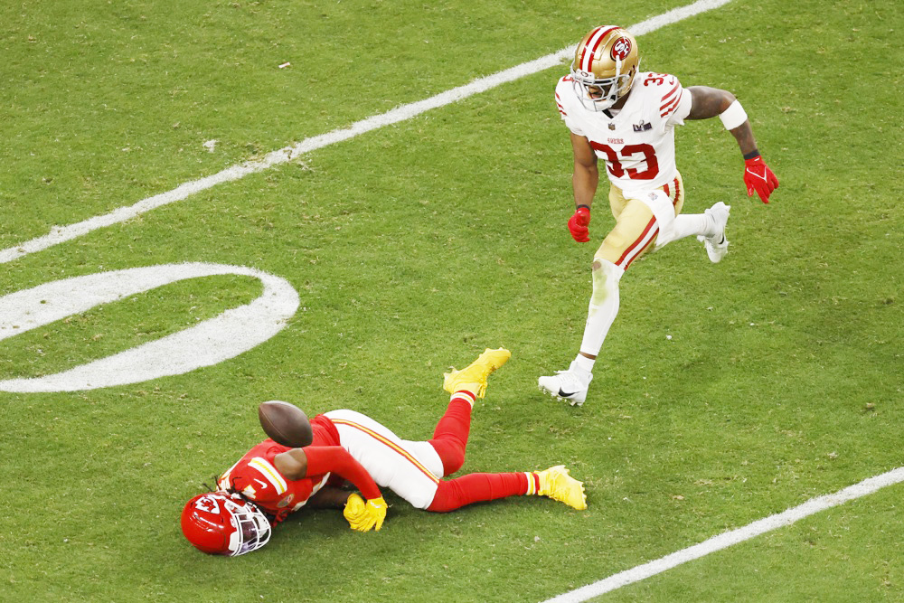Rice, de los campeones Chiefs, asume responsabilidad y se disculpa por accidente de auto