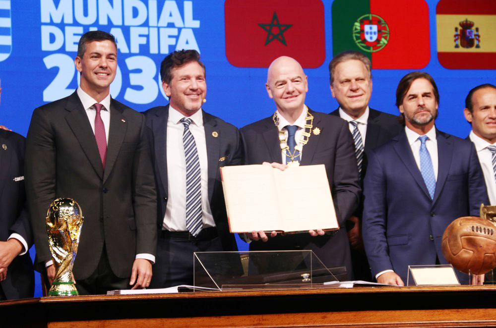 Sudamérica desempolva sus recuerdos para celebrar que albergará el Mundial de 2030