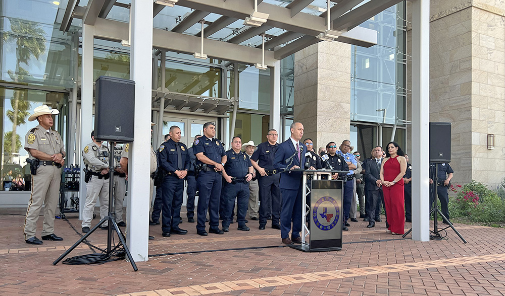 Entregan equipo para combate a pandillas del Valle del Río Grande, Texas