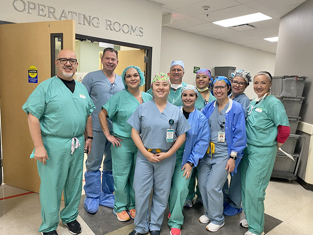 Médicos de DHR Health ofrecen innovador tratamiento para la incontinencia urinaria de urgencia