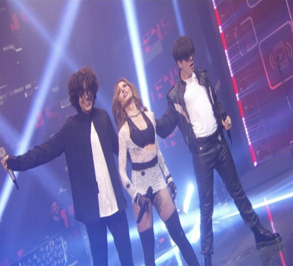 Gloria Trevi sorprendió al cantar con sus hijos en nuevo programa de Univisión “Juego de Voces”