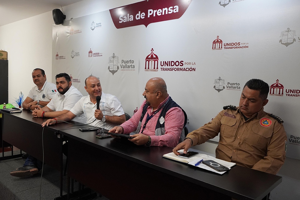 Vive Puerto Vallarta un gran momento turístico