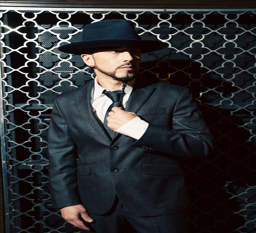 YANDEL recibirá Premio Pionero en los Premios Latin American Music Awards