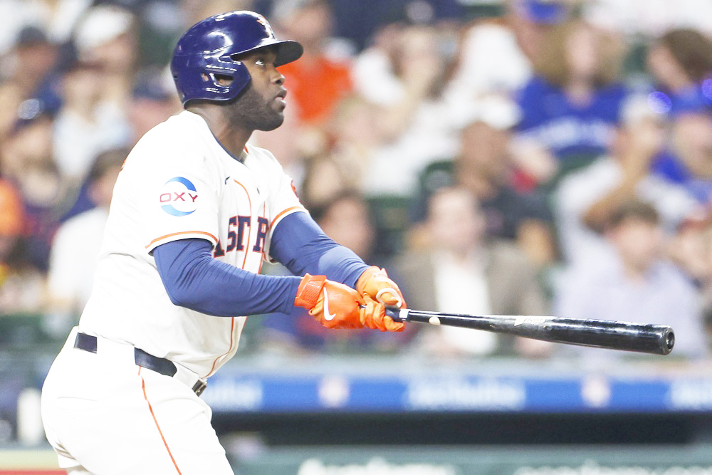 El cubano Yordan Álvarez, con dos jonrones, destaca por los latinos en las Grandes Ligas