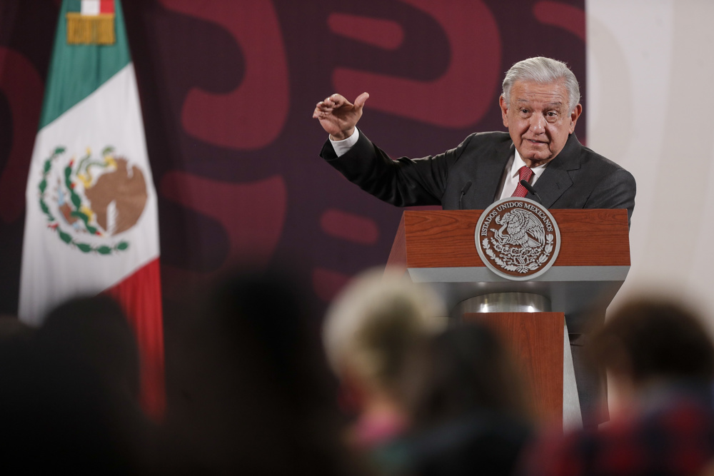 López Obrador niega haber endurecido las medidas migratorias por presiones de EE.UU.