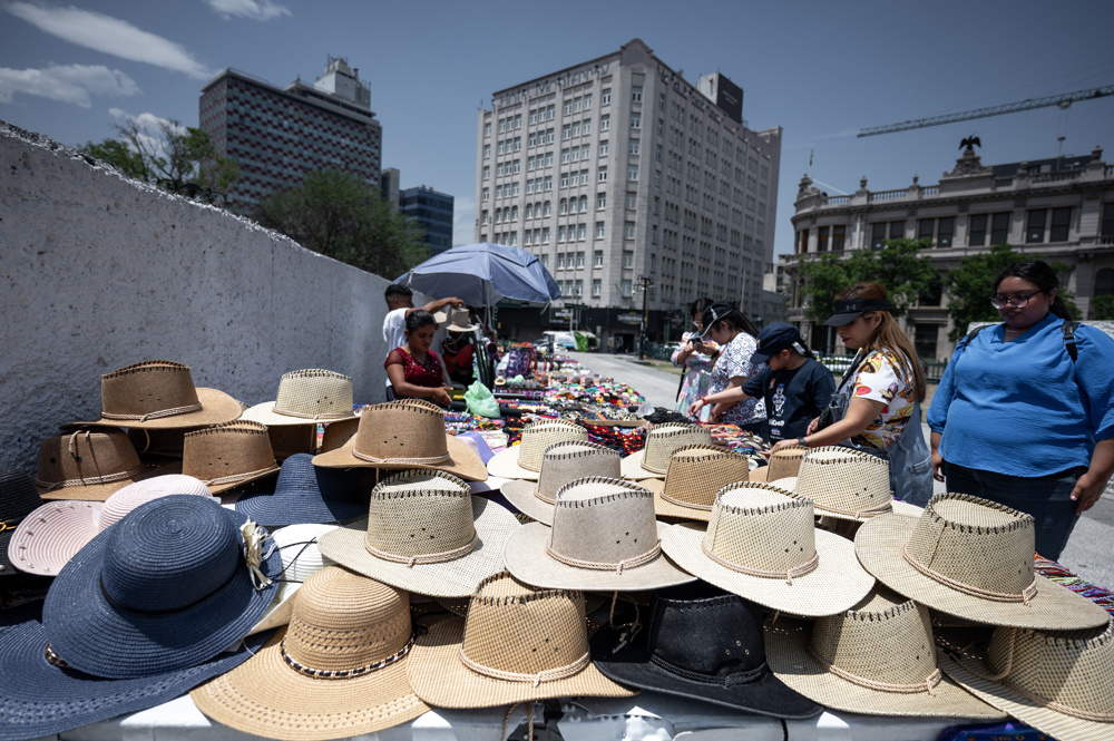 El norte de México se prepara para el pico de la actual onda de calor con 45 grados