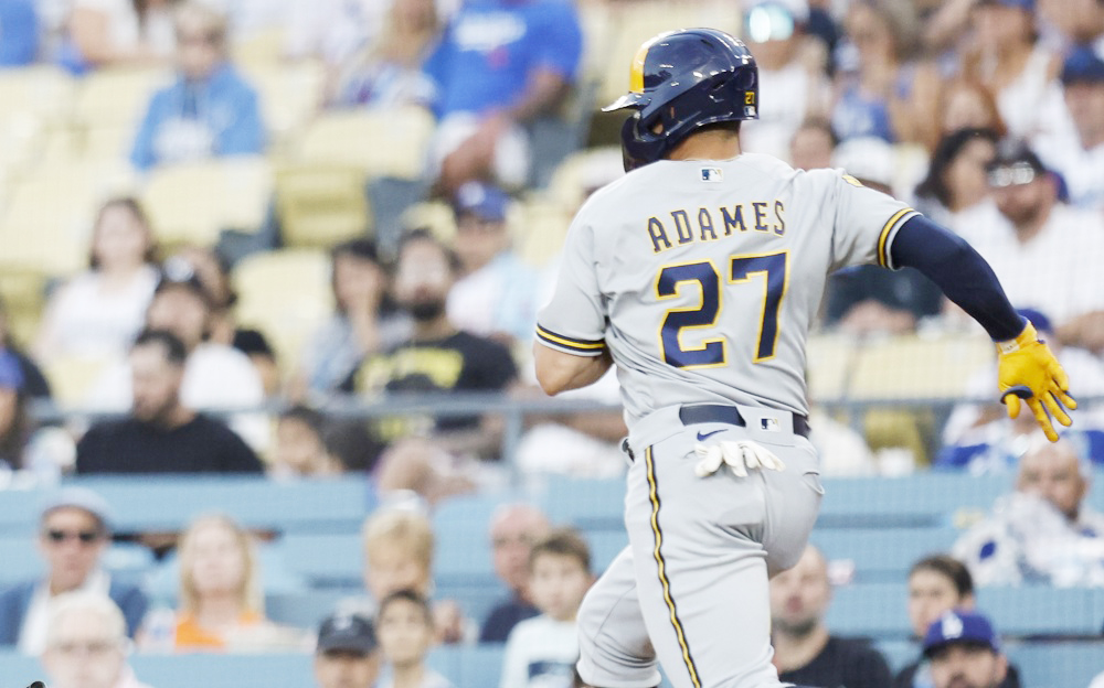 Adames pega 2 jonrones y remolca 4 carreras en el triunfo de los Cerveceros sobre los Rays en la MLB