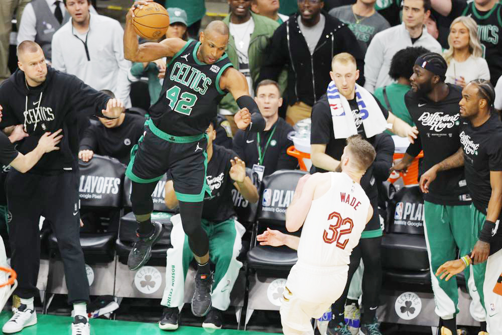 113-98. Al Horford pone el modo francotirador y los Celtics vuelan a las finales del Este