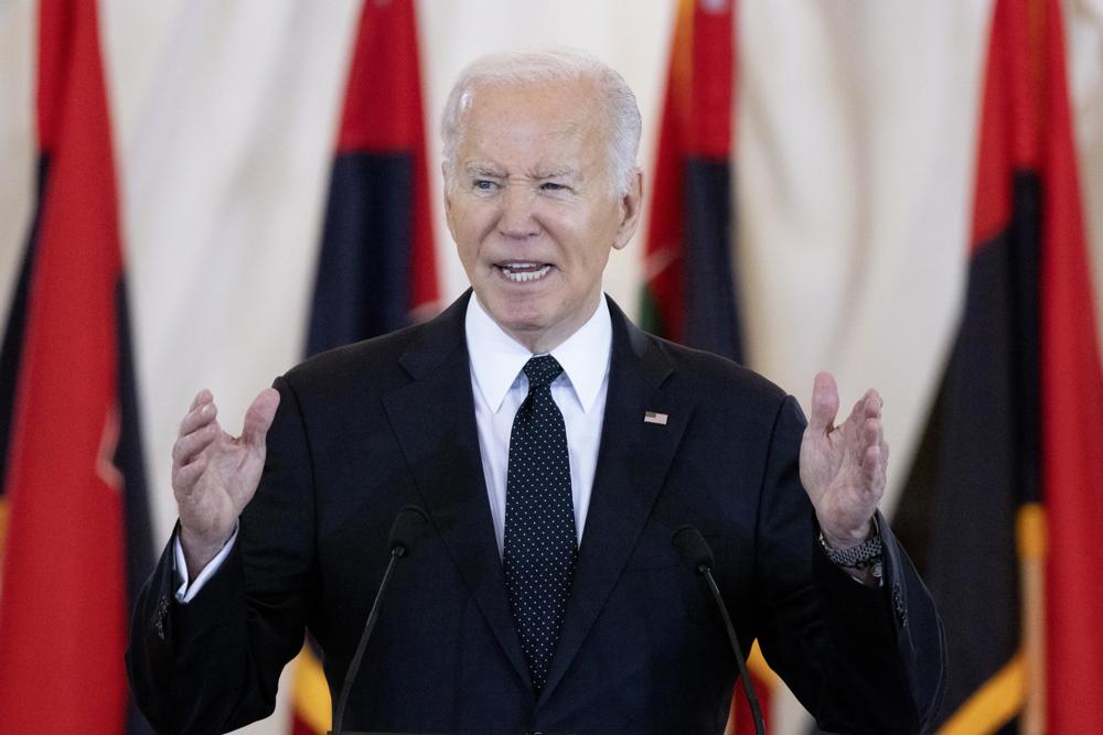 Biden firma una ley que protege a los niños del abuso y explotación sexual en internet