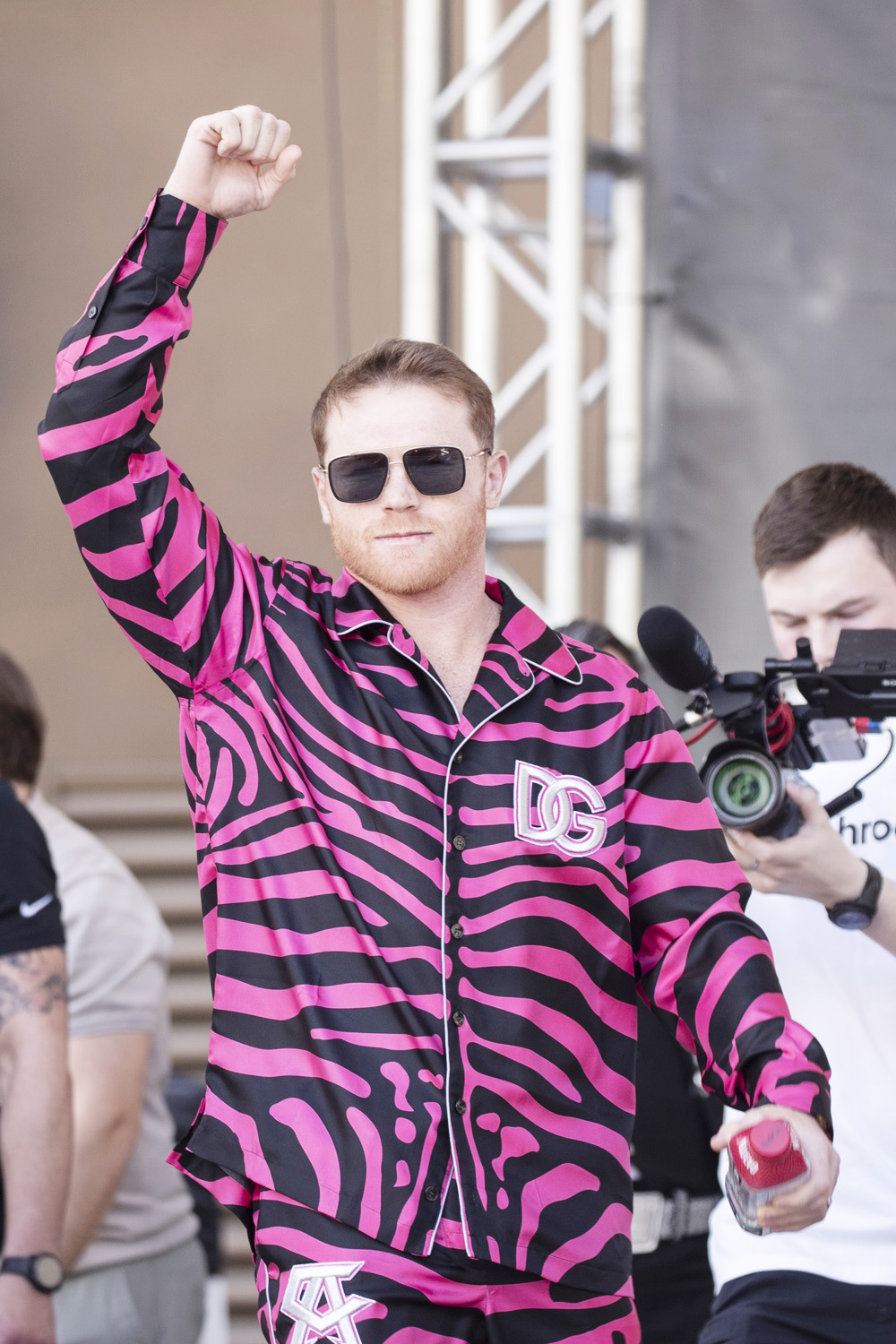 'Canelo' Álvarez defenderá sus títulos en Las Vegas ante el invicto Munguía