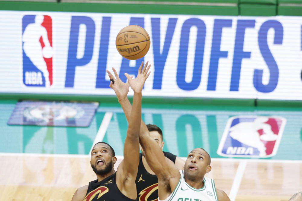 94-118. Mitchell lidera una fiesta anotadora de los Cavs y da la campanada en Boston
