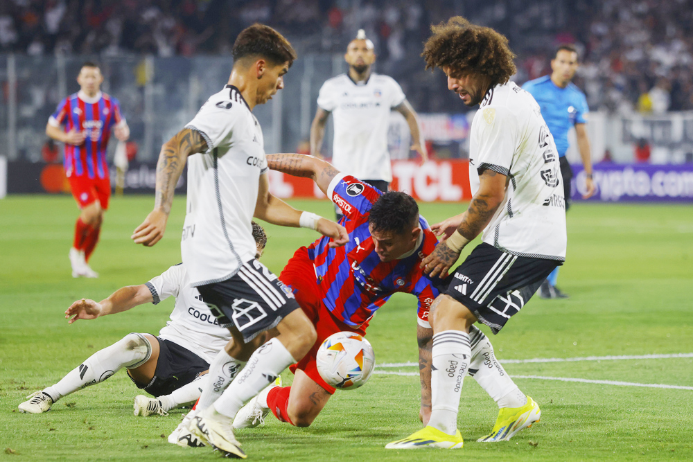 1-1. Colo Colo iguala a domicilio con Cerro y avanza a los octavos de la Libertadores