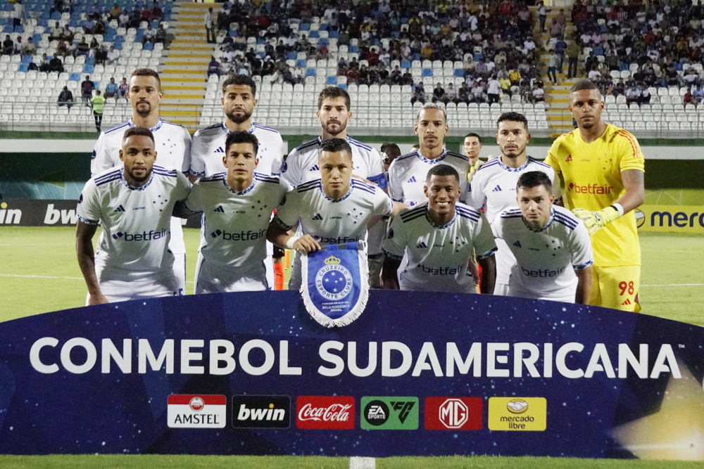 Cruzeiro y La Calera afrontan una ‘final’ para mantenerse vivos en la Copa Sudamericana