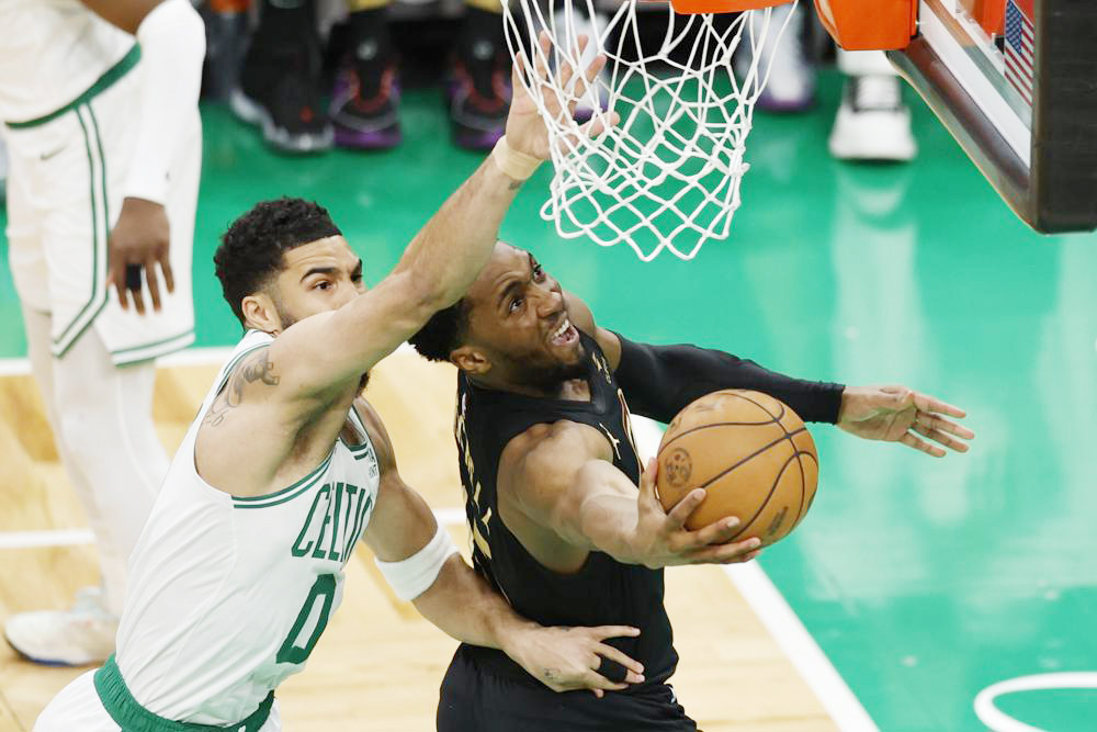 Donovan Mitchell: “Este partido no significa nada si no protegemos nuestro campo”