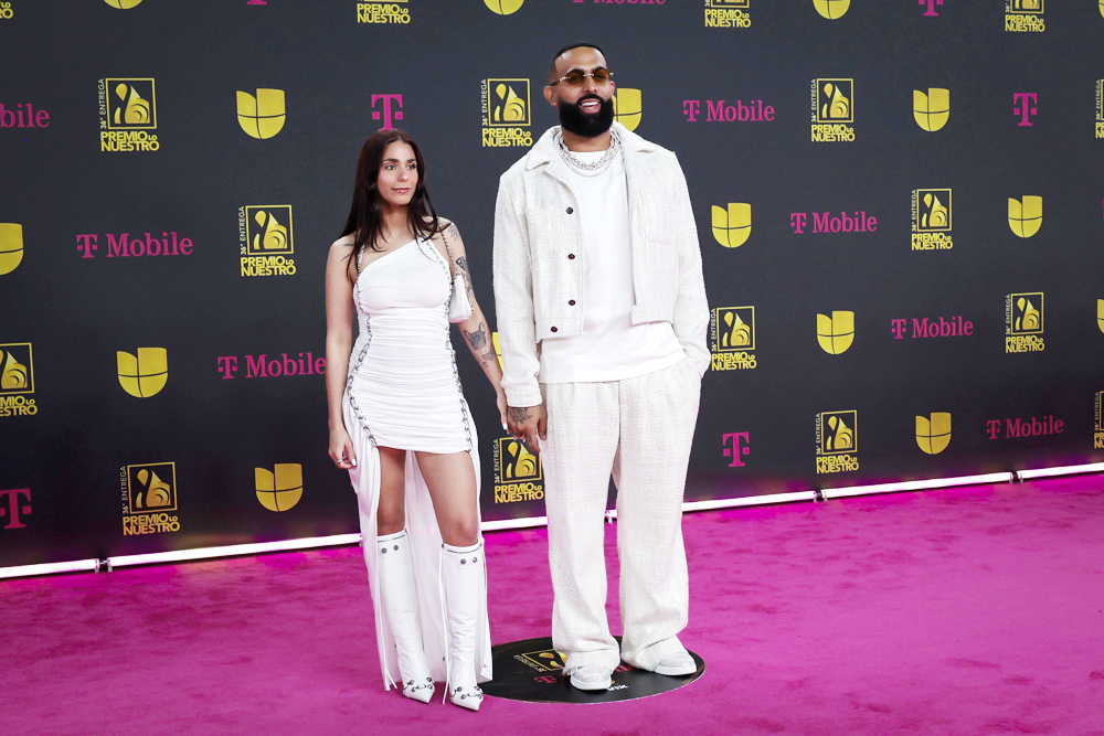 El puertorriqueño Eladio Carrión regresa a su esencia trap con el EP ‘Porque Puedo’