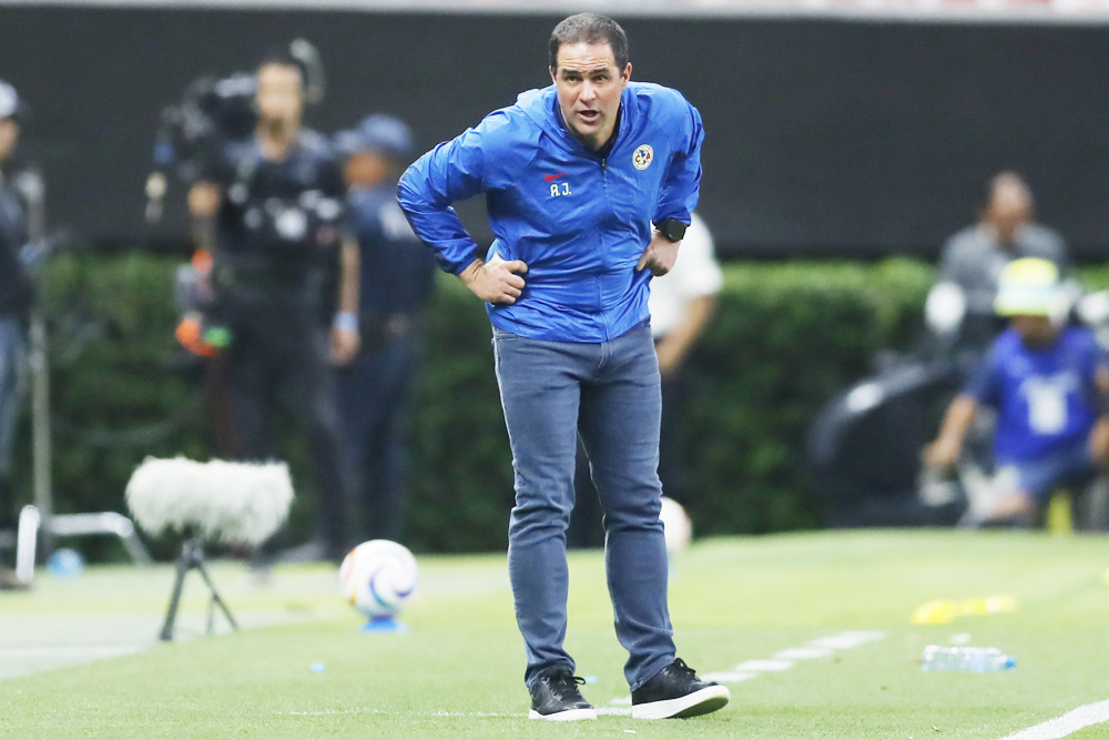 El brasileño Jardine considera justo el empate con el Guadalajara