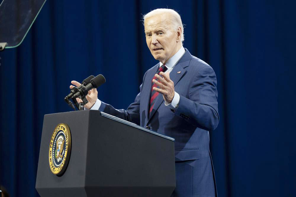 Biden entregará la Medalla de la Libertad a la astronauta hispana Ellen Ochoa
