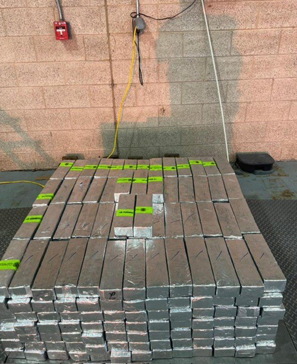 Incautan $5.4 millones en metanfetamina en Puente Internacional de Pharr