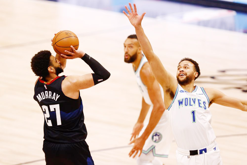90-98. Los Wolves tumban a los campeones y retan a los Mavericks de Doncic