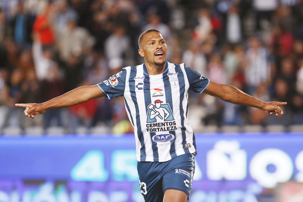El venezolano Rondón retará a la defensa más segura, la de América, en cuartos de finales