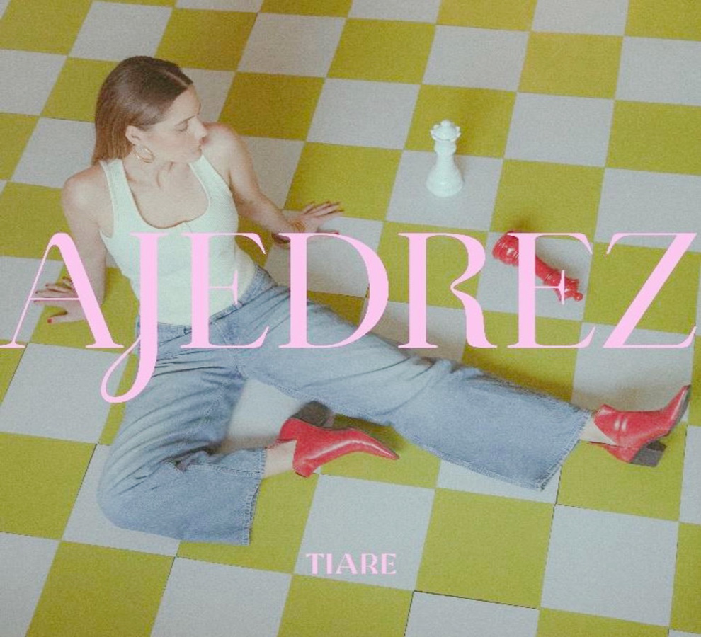 “AJEDREZ”, la nueva jugada maestra de la cantautora venezolana Tiare