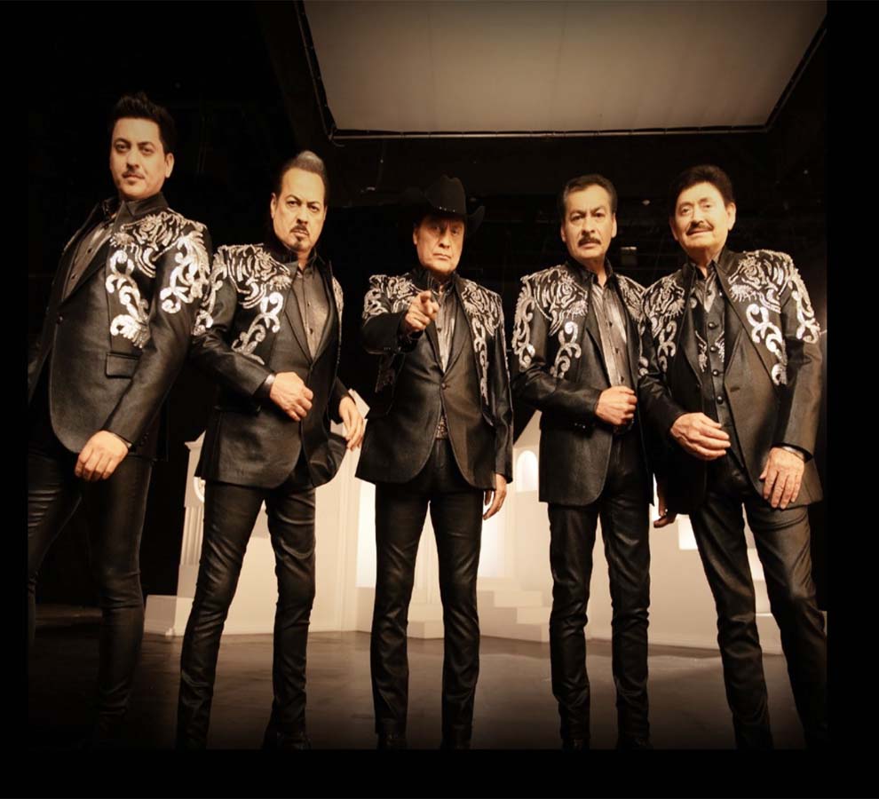 Los Tigres del Norte estrenan  su nuevo EP “Aquí Mando Yo”