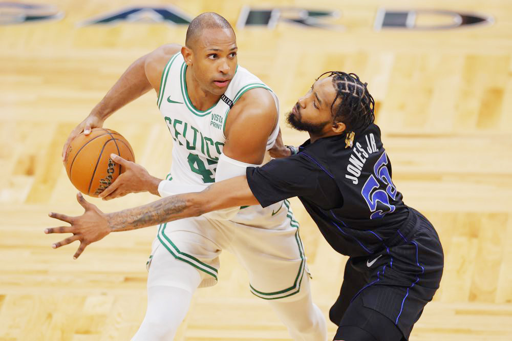 Al Horford, sorprendido por el gran regreso de Porzingis con Boston