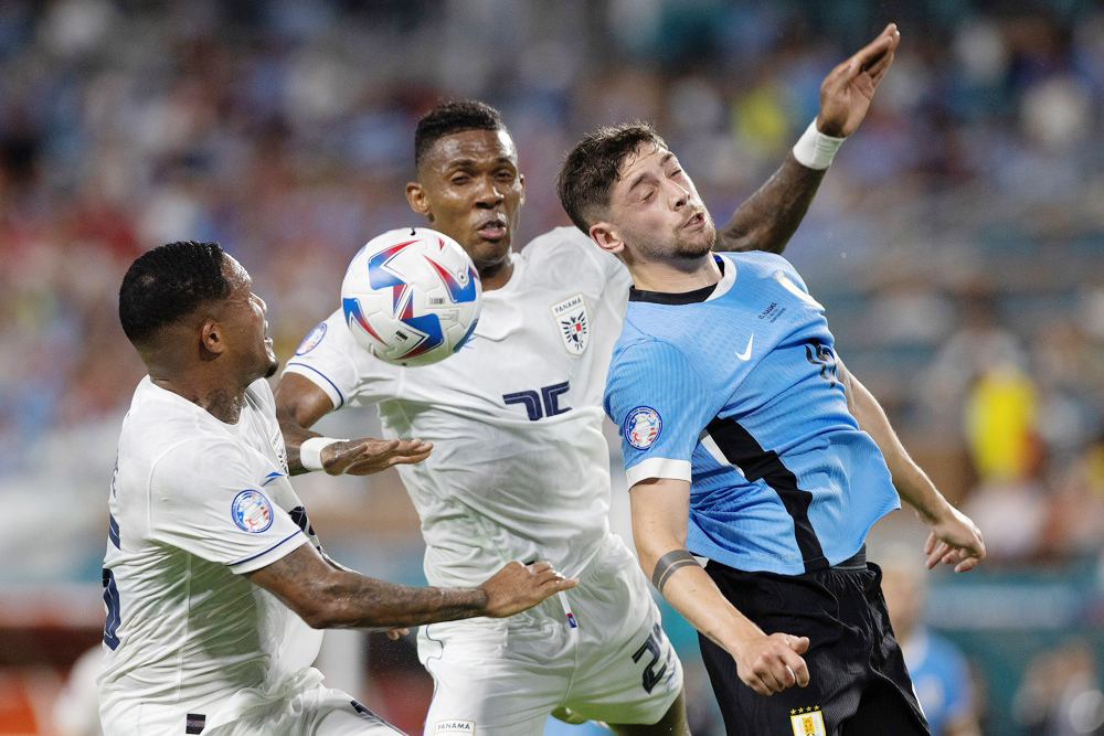 3-1. Maximiliano Araújo ilumina con un golazo el estreno de Uruguay