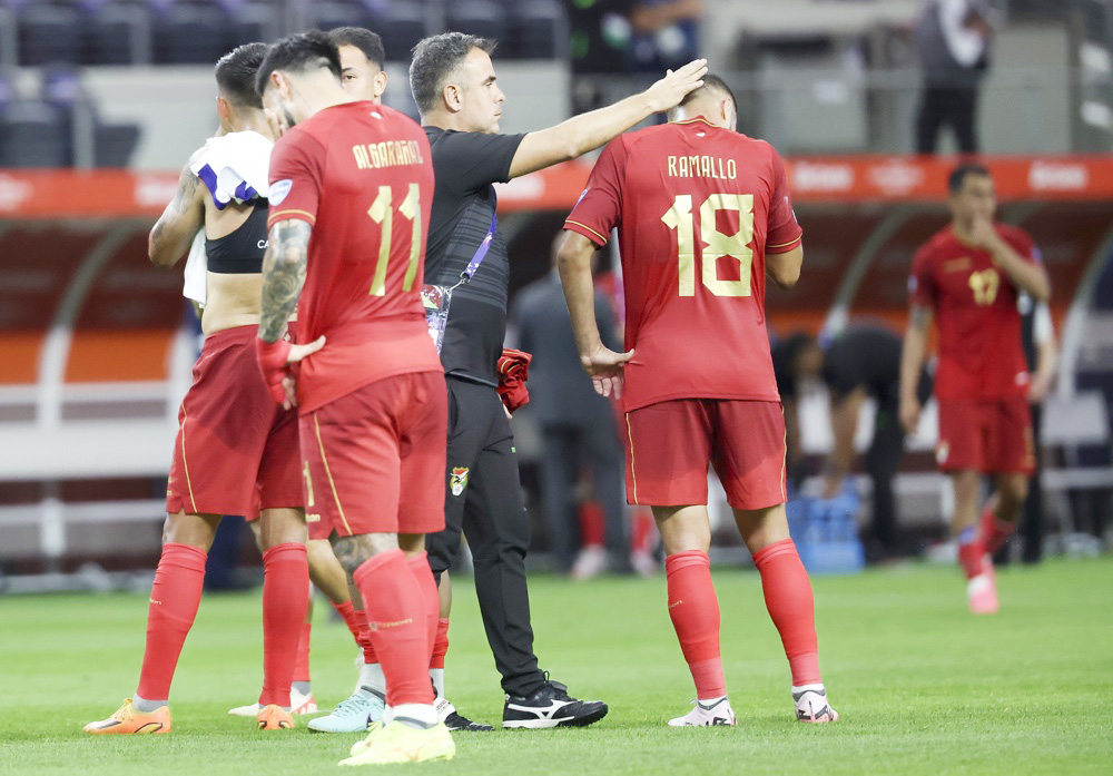 Bolivia vuelve al trabajo pensando ya en el partido contra Uruguay