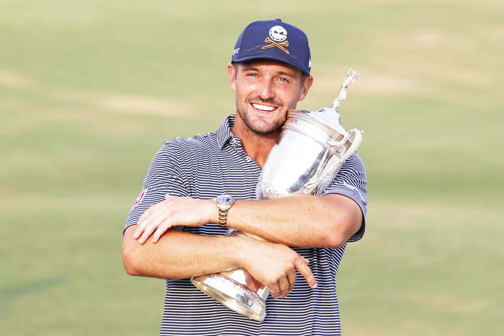 DeChambeau resiste el asedio de McIlroy y conquista el Abierto de EE.UU.
