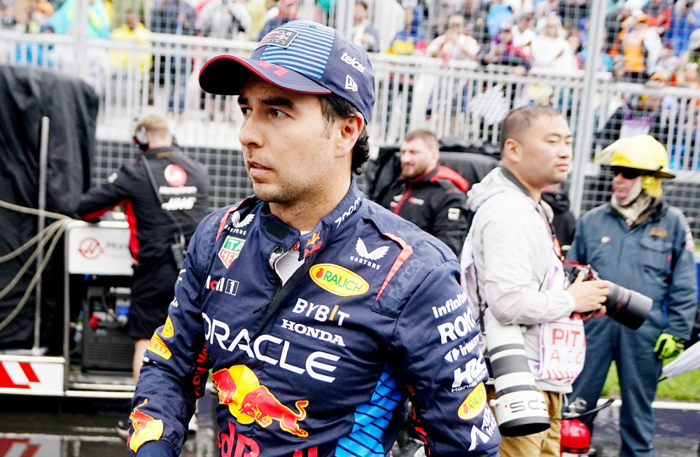 ‘Checo’ Pérez multado y tres puestos de sanción en el GP de España