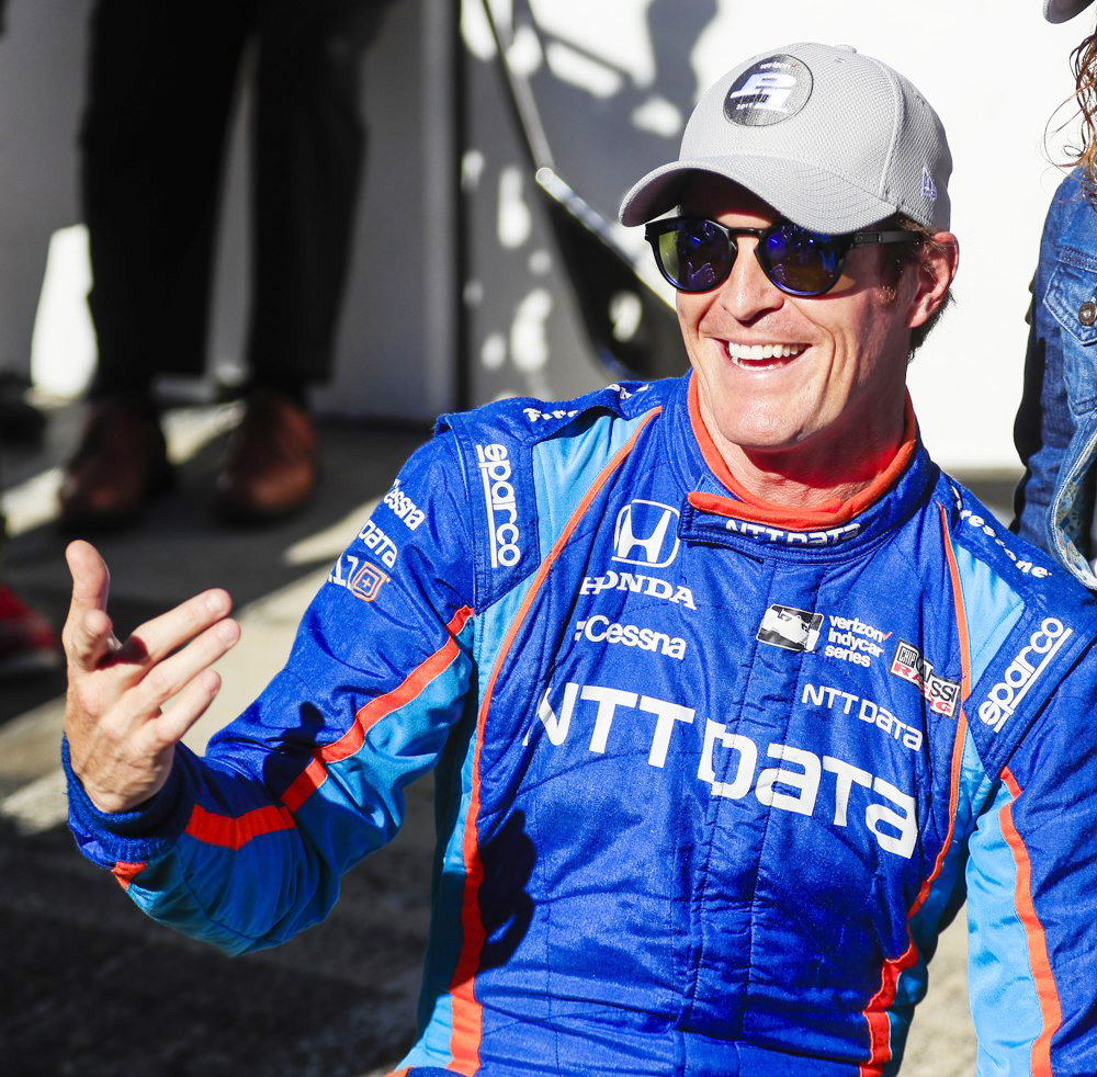 Scott Dixon sobrevive al caos y se impone en Detroit para arrebatarle el liderato a Palou