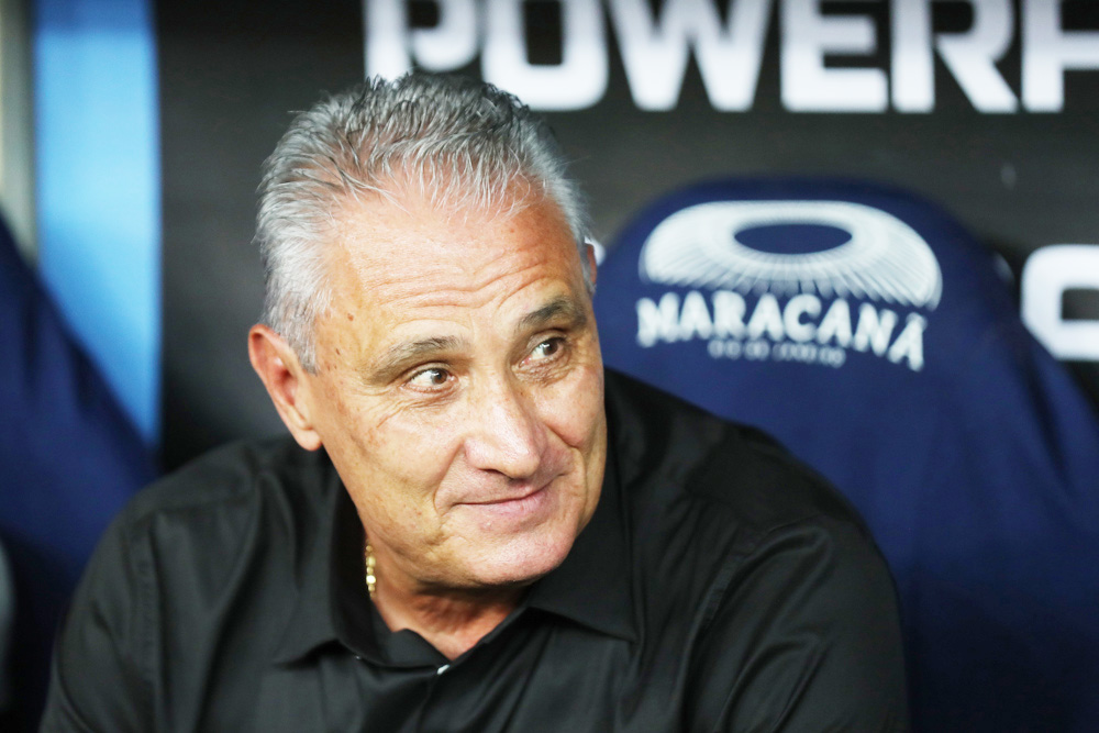 Flamengo retiene el liderato de la Liga brasileña de fútbol con Neymar de testigo