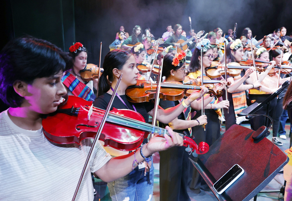 Una nueva generación de mujeres mariachis reivindica su papel en la música mexicana