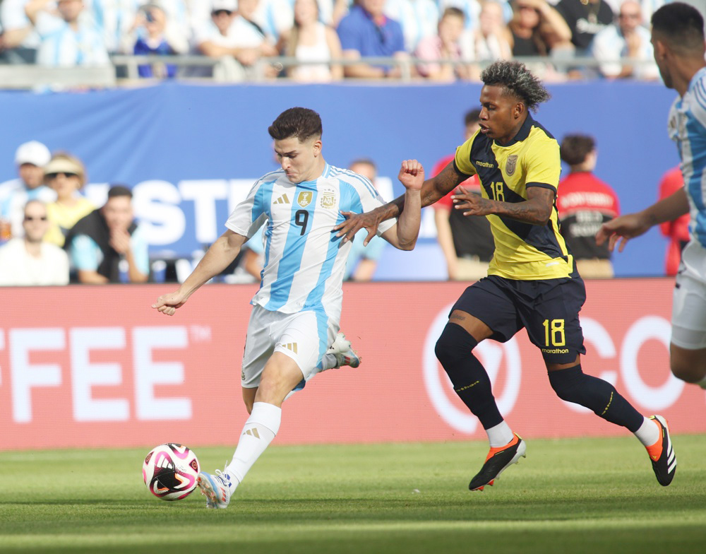 Scaloni, sobre la suplencia de Messi: “Es cuidarlos y que lleguen en óptimas condiciones”