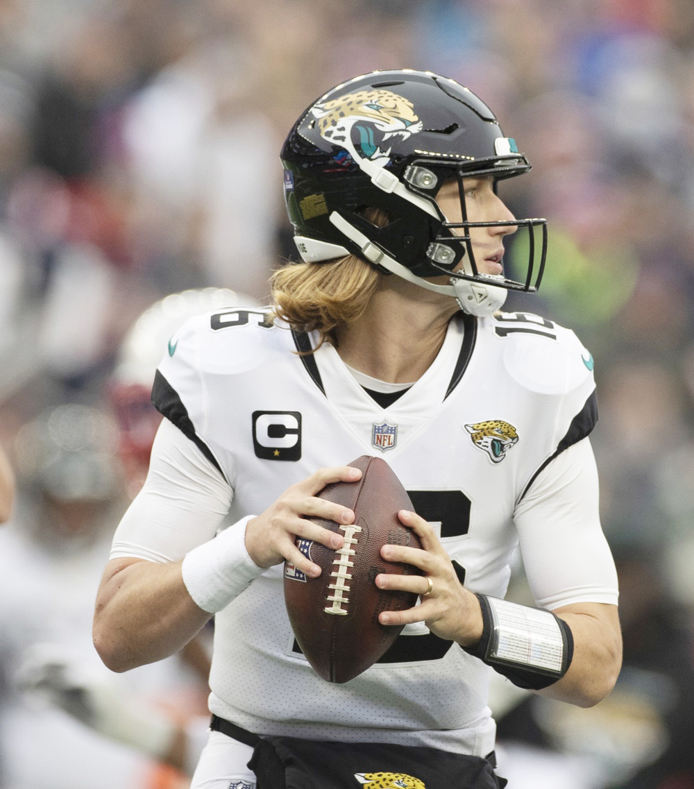 T. Lawrence, el mejor pagado de la NFL, firma por 275 millones de dólares con los Jaguars