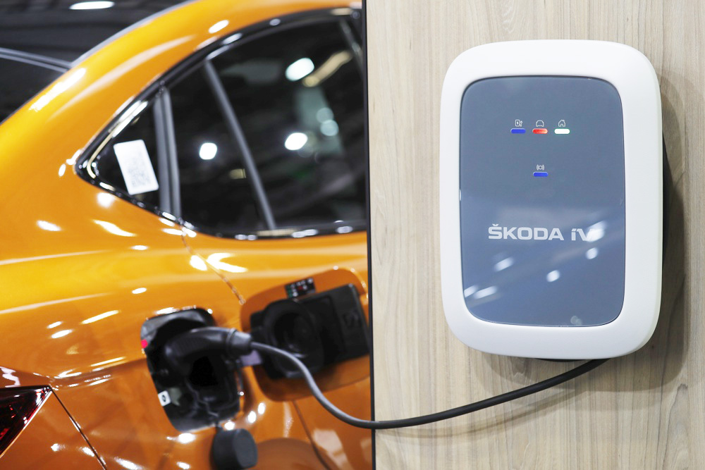 EE.UU. ha aprobado más de 1.000 millones en descuentos para vehículos eléctricos en 2024