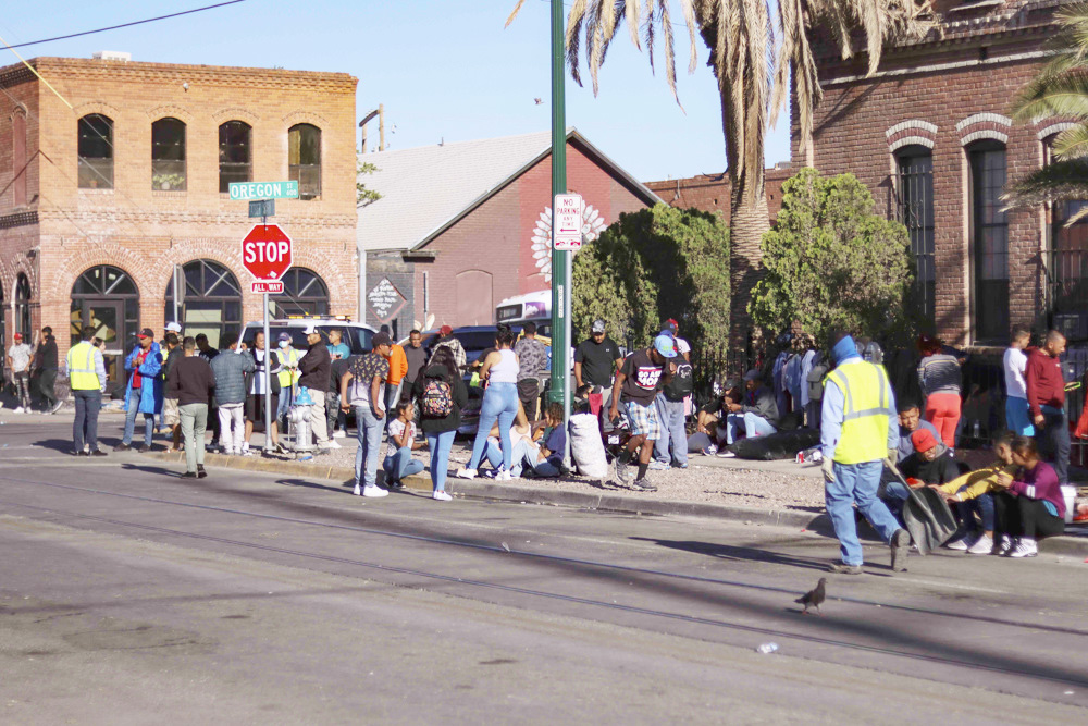 La mayoría de estadounidenses, incluidos los latinos, apoyan una deportación masiva