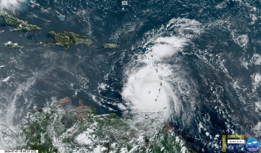 Beryl se dirige a Jamaica como un huracán de la mayor categoría