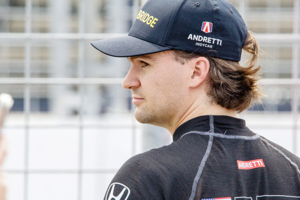 Enorme remontada de Alex Palou en Toronto en una carrera brutal que ganó Colton Herta