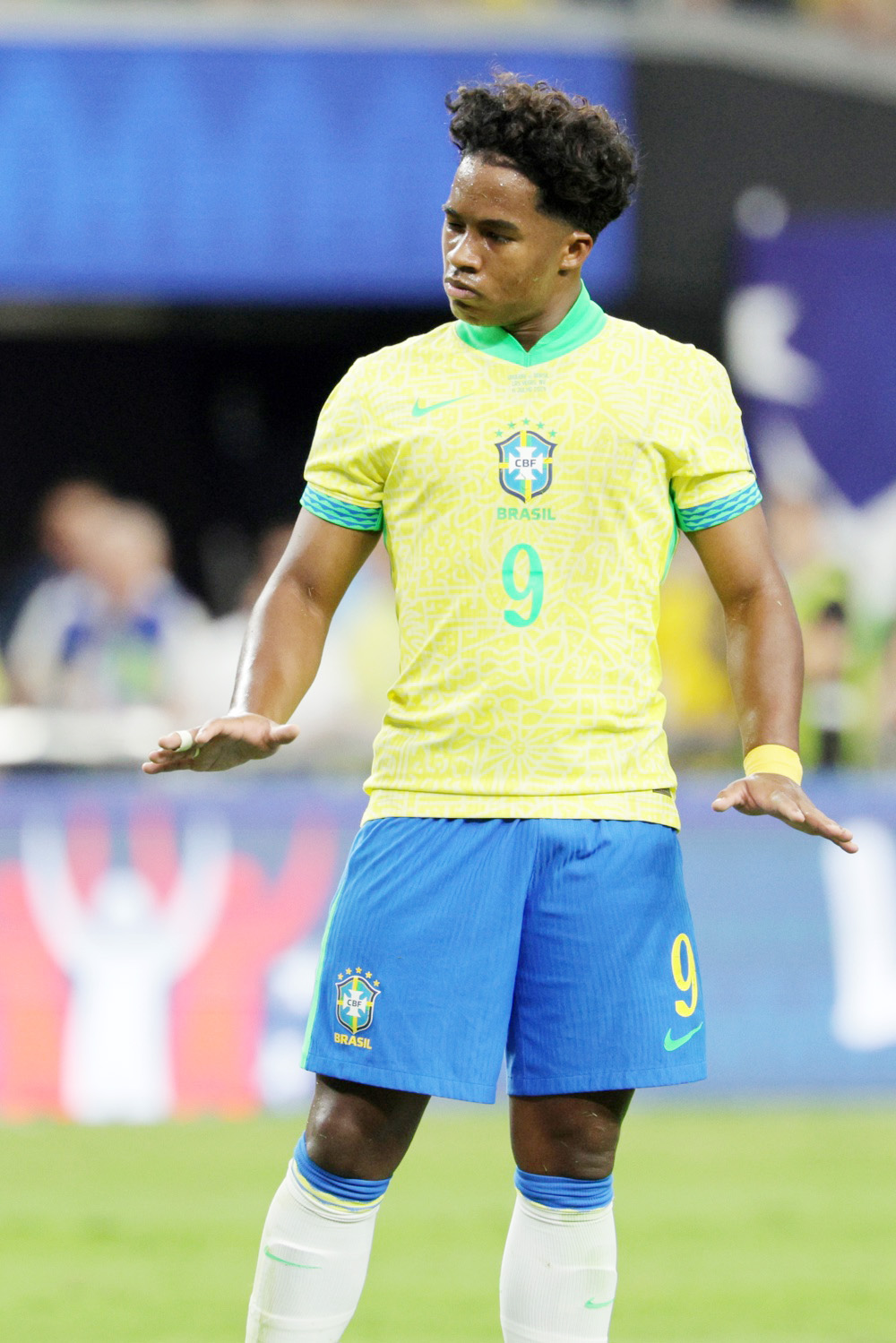 Brasil alarga su mal momento: sin juego y sin gol