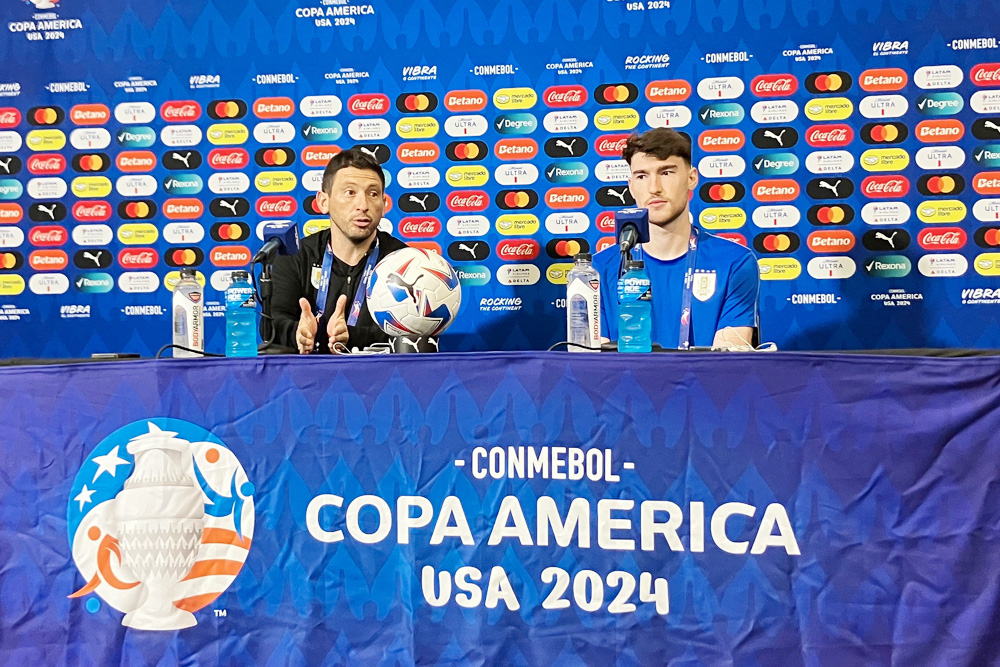 Diego Reyes, ayudante técnico de Uruguay: “Hay cero contacto posible” con Bielsa