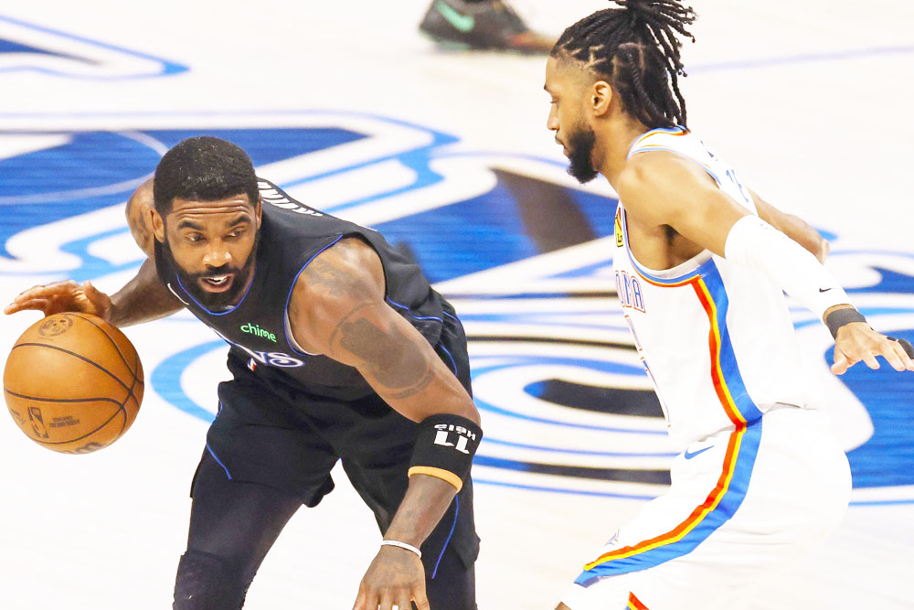 Kyrie Irving se opera de una fractura en la mano izquierda